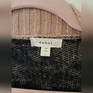 Women's soft leopard print cardigan. Size Large. Brand, Debut..